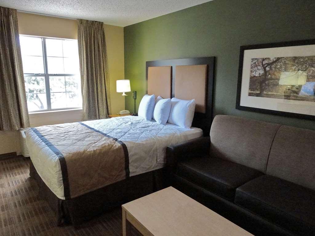 Extended Stay America Select Suites - Raleigh - Research Triangle Park - Hwy 55 Ντάραμ Δωμάτιο φωτογραφία