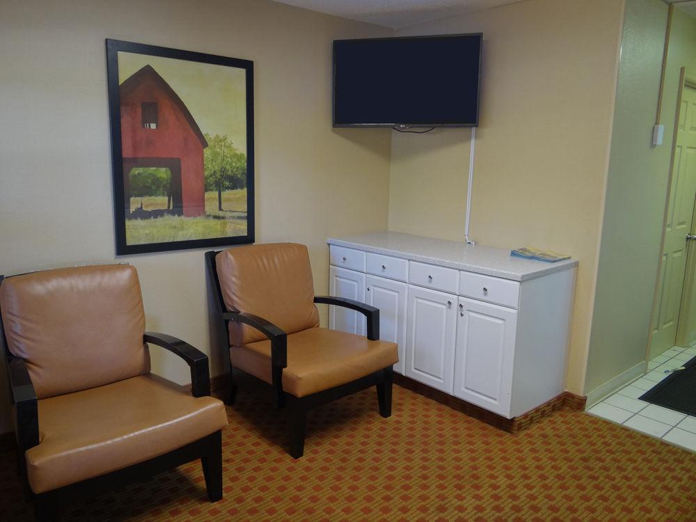 Extended Stay America Select Suites - Raleigh - Research Triangle Park - Hwy 55 Ντάραμ Εξωτερικό φωτογραφία